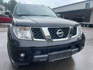 Nissan Pathfinder 2.5 dCi XE+ - Barbing