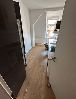 Erstbezug nach Sanierung: Ruhige Zweizimmerwohnung mit Einbauküche und Garten nahe Domplatz - Erfurt