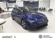 VW Golf, 1.5 VIII eTSI R-Line Black Style, Jahr 2023 - Wiesbaden