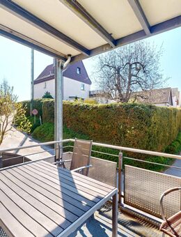 3-Zimmer-Wohnung mit Südbalkon und Stellplatz in saniertem 3-Familienhaus - Ravensburg
