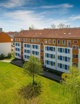 Gesucht...gefunden! 3-RW im Erdgeschoss mit XXL-Balkon u. bodengleicher Dusche!!! - Freiberg
