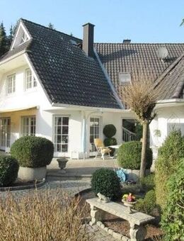 Ihr Traumhaus – repräsentative Landhausvilla in reizvoller Lage vor den Toren der Stadt! - Bassum
