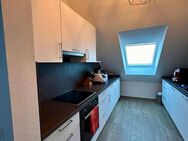 Charmante 3 Zimmer DG Wohnung inkl. Einbauküche. - Lohne (Oldenburg)