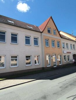 Attraktive Kapitalanlage: Vollvermietetes Wohn- und Geschäftshaus mit Entwicklungspotenzial - Falkenberg (Elster)