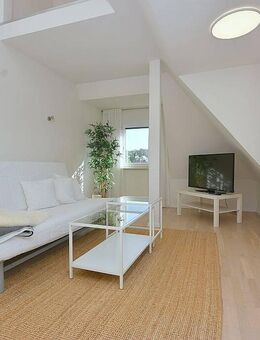 Zwischenmiete bis 30.11.25: Modern möblierte Wohnung in Stuttgart Degerloch - Stuttgart