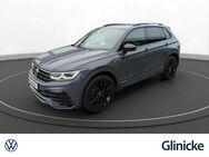 VW Tiguan, 2.0 TDI R-Line, Jahr 2021 - Weimar