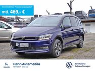 VW Touran, 1.5 TSI Move Spurw, Jahr 2023 - Böblingen