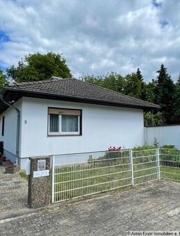 Ebenerdiges Einfamilienhaus mit Vollkeller u. Doppelgarage in der Stadt Kronberg im Taunus/ Metropolstadt Frankfurt - Kronberg (Taunus)