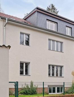 Ruhig gelegene 2,5-Zimmer DG Wohnung im Lankwitzer Komponistenviertel - Berlin