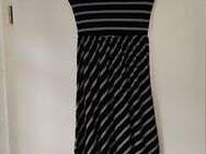 Gr. 36, günstiges Bandeau Mini-Kleid! - Lucka