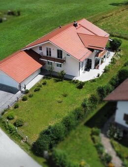 Traumhaft großzügiges Einfamilienhaus am Waldrand - Oberhausen (Landkreis Weilheim-Schongau)