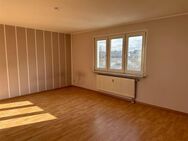 Geräumige 3 Zi Wohnung mit Balkon - Rehau