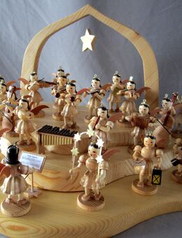 Weihnachtliche erzgebirgische Volkskunst - Engelsorchester - Troisdorf