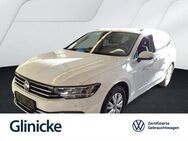 VW Passat Variant, 2.0 TDI Business, Jahr 2021 - Kassel