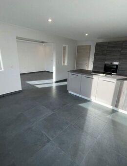 2-3 ZKB Exclusive Traumwohnung saniert Bestlage Neustadt Balkon Fußbodenheizung - Bremen