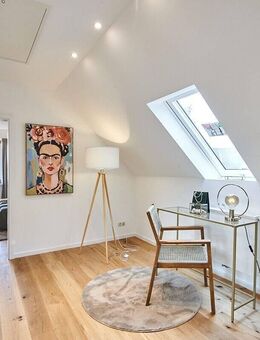 Modernes Familienhaus mit offenem Wohnkonzept und komplett neu gestaltetem Obergeschoss - Reinbek