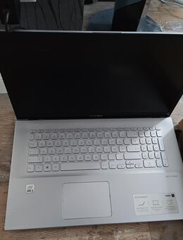 Asus vivo book 17 Zoll - Bargstedt (Niedersachsen)