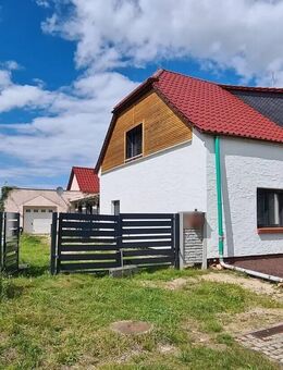 Doppelhaushälfte, viel Wohnfläche & Garten, Ausbauplanung vorhanden - Doberlug-Kirchhain