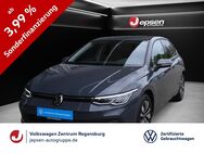 VW Golf, 1.5 TSI MOVE KlimaA, Jahr 2023 - Regensburg
