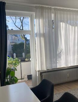 Schwachhausen mit Dachterrasse und Balkon - Bremen