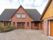 Junges Einfamilienhaus mit 500 m² Wohn- und Nutzfläche in Sackgassenlage zu verkaufen! - Garding