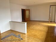 Vilshofen gemütliche 4 Zimmer Wohnung mit, Balkon, Gartenanteil und Garage - Vilshofen (Donau)