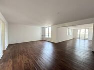 Große 4-Zimmer-Wohnung mit riesigen Balkon !!! - Ribnitz-Damgarten