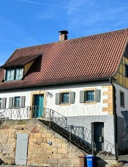 Willkommen in Ihrem zukünftigen Zuhause! Historisches Fachwerkhaus mit Charme und kleinem Garten - Kulmbach