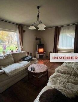 IMMOBERLIN.DE - Charmantes Einfamilienhaus + Nebengelasse auf sehr großem Anwesen in guter ländlicher Infrastruktur - Löwenberger Land