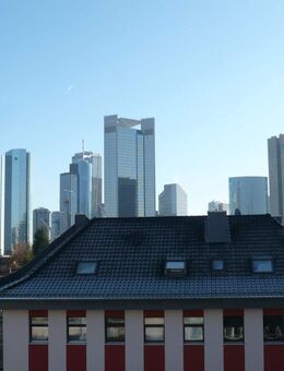 Nagelneue 2-Zimmer-Penthousewohnung in Bestlage, Westend-Süd! - Frankfurt (Main)