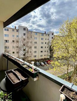 Vermietete 2-Zimmer-Wohnung mit Balkon in Berlin-Spandau (WE111) - Berlin