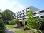 Neu renovierte 1 - Zimmer - Wohnung mit Loggia, kleiner Einbauküche und Tiefgaragenstellplatz in gepflegter Wohnanlage - Nürnberg