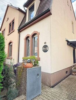 Willkommen in der Geschichte... Ihr neues Zuhause mit viel Atmosphäre - Ludwigshafen (Rhein)