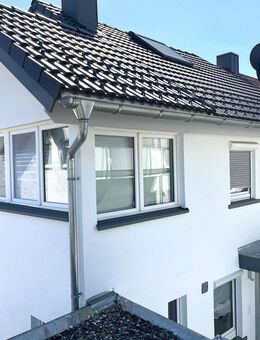 Bezugsfertige Doppelhaushälfte mit Terrasse, Garage, Loggia | modernisiert, provisionsfrei - Aalen