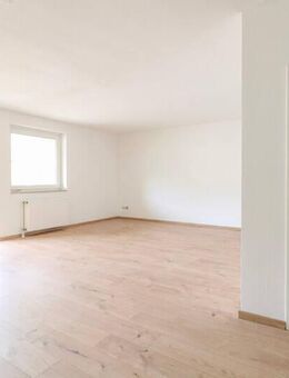 **(1x Monat NKM frei)** Lichtdurchflutete Etagenwohnung mit schöner Loggia - Gelsenkirchen