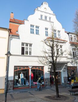Listenpreis 775.000,00 € - Attraktives Wohn- und Geschäftshaus in beliebter Lage in Wolgast - Wolgast