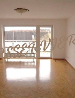 !RESERVIERT! Vermietung // 3-Zimmerwohnung mit großen Balkon und einem Kfz.-Außenstellplatz - Lauenburg (Elbe)