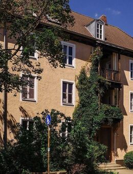 Citywohnung mit Balkon und Duschbad // 1.OG rechts - Wolfsburg