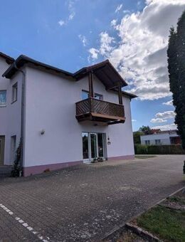 2-Raum-Wohnung mit Balkon und Blick ins Grüne - ruhig wohnen in Eishausen - Straufhain