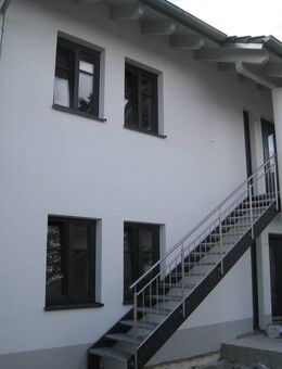 IMMOBILIEN LERCHENBERGER: Exklusive 3-Zimmer Wohnung im 1. OG in ruhiger Lage zwischen Schöllnach und Aussernzell - Außernzell