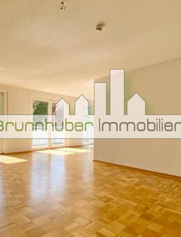 Schwebheim: Wohnen wie im eigenen Haus - sonnige Maisonette mit EBK und Südbalkon - Schwebheim