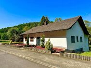Einfamilienhaus mit Kamin und Sauna in Obernheim-Kirchenarnbach nähe Landstuhl - Landstuhl (Sickingenstadt)