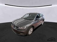 VW Tiguan, 2.0 TSI Highline, Jahr 2020 - Bielefeld