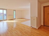Gut geschnittene 3-Zimmer-Wohnung mit zwei Balkonen - München