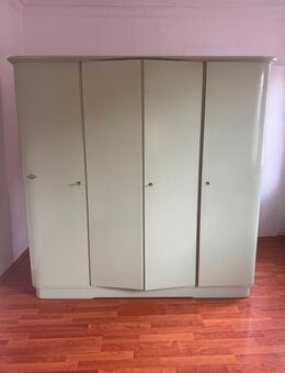 Kleiderschrank zu verkaufen - Heidelberg