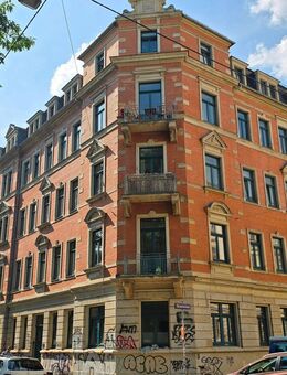 Gemütl. ruh. 2-R-Mansard-Wohng.mit EBK im gepfl. Gründerzeithaus DD-Neustadt/Leipziger Vorstadt - Dresden