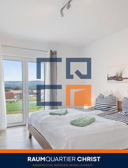 KFW 40+ Einfamilienhaus mit Bungalow behinderten und rollstuhlgerecht - Neualbenreuth