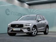 Volvo XC60, B4 Diesel Momentum Pro, Jahr 2022 - München