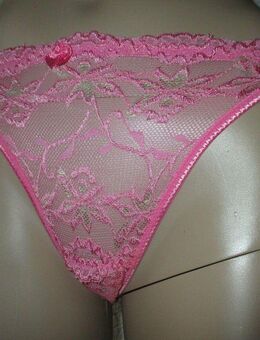 NEU * Blumen * Blüten * Flower * Lace Spitze * String- Tanga * Höschen * Slip * Unterhose "Triumph" Gr. 34- 36/ XS- S * rosè * pink * nude * - Riedlingen