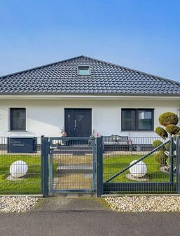 Geräumiges Einfamilienhaus: hochwertige Ausstattung, ruhige Lage, Erdwärmepumpe + Energiekennwert A+ - Oranienburg